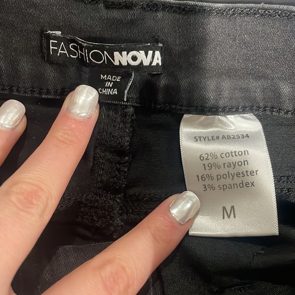 Fashion nova, distressed, black, shorts, size medium - Picture 6 of 6